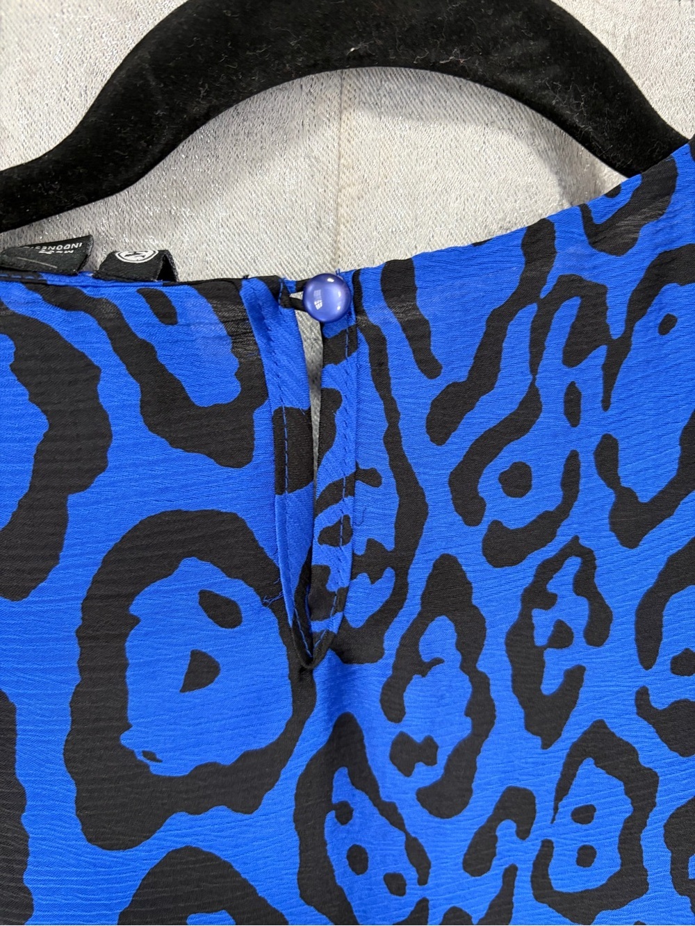 Milano Royal Blue and Black Animal Print Sleeveless Top M - Picture 6 of 7
